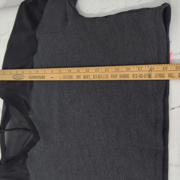 Victoria Sport Cropped Top Women’s Large Gray Long Sleeve Sheer Mesh Comfort - Picture 6 of 6